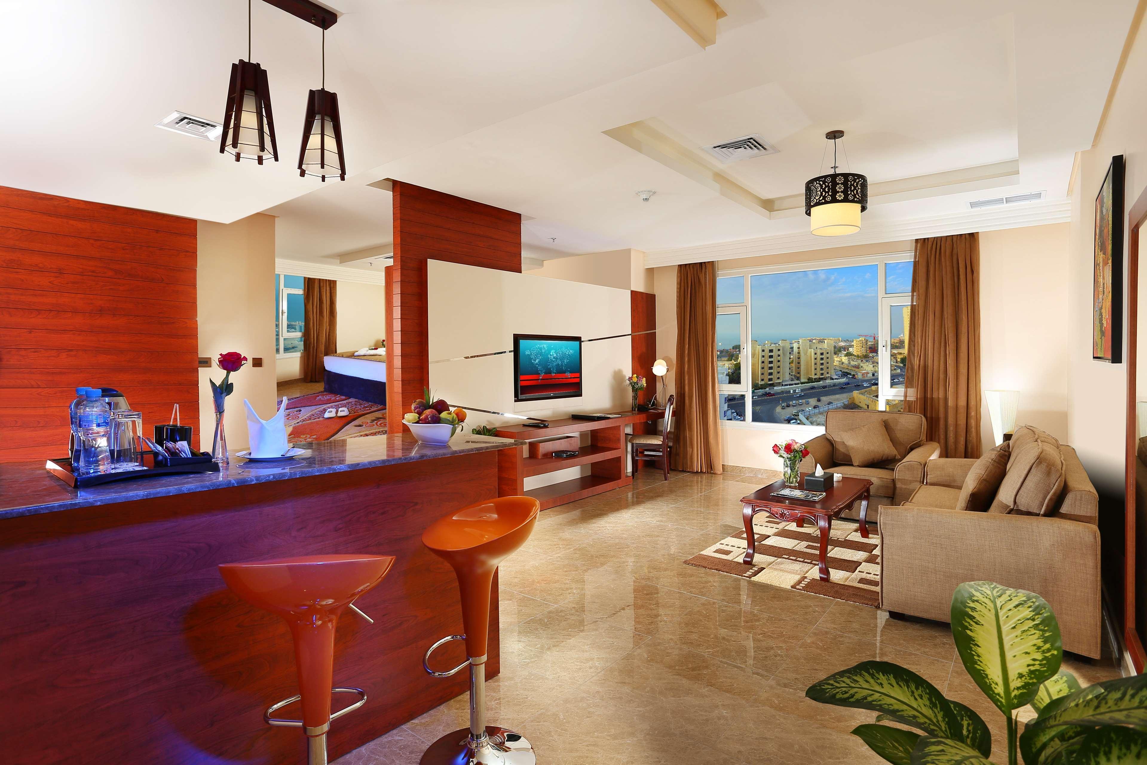 เบสต์ เวสเทิร์น พลัส ซัลมิยา Hotel Kuwait City ภายนอก รูปภาพ