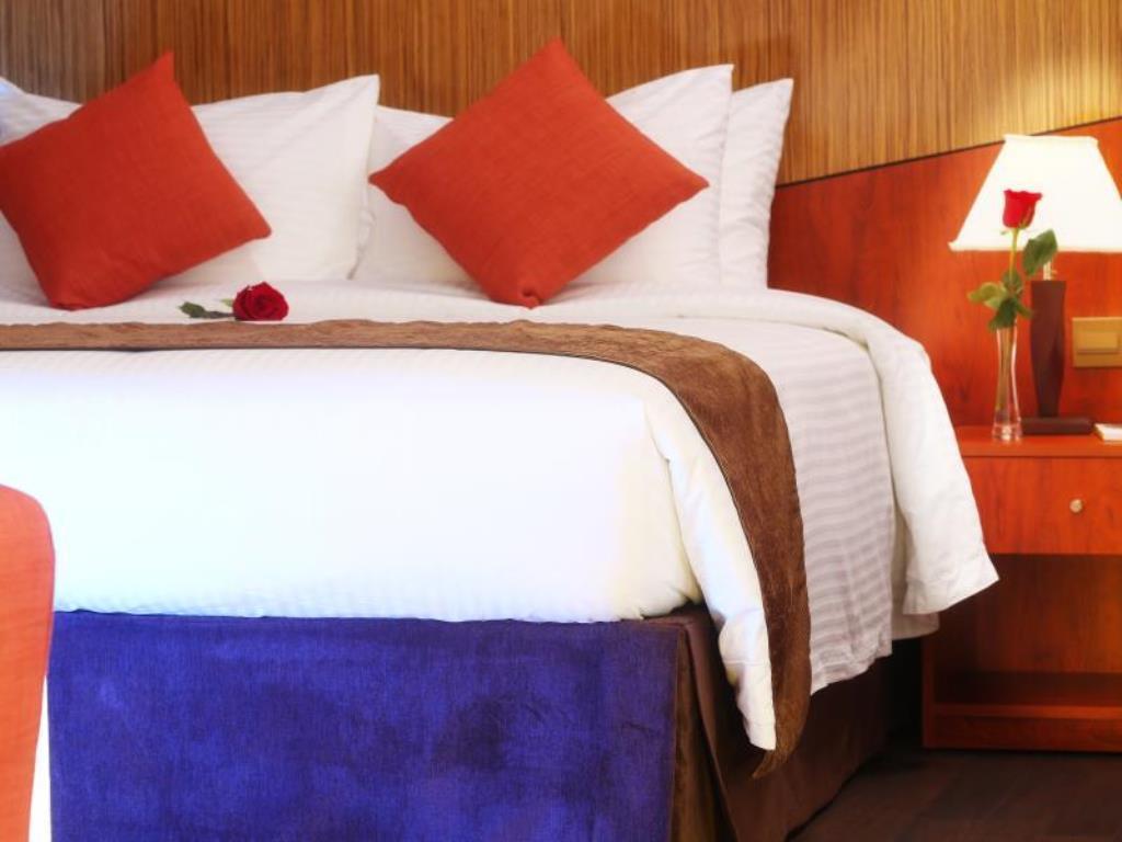 เบสต์ เวสเทิร์น พลัส ซัลมิยา Hotel Kuwait City ภายนอก รูปภาพ